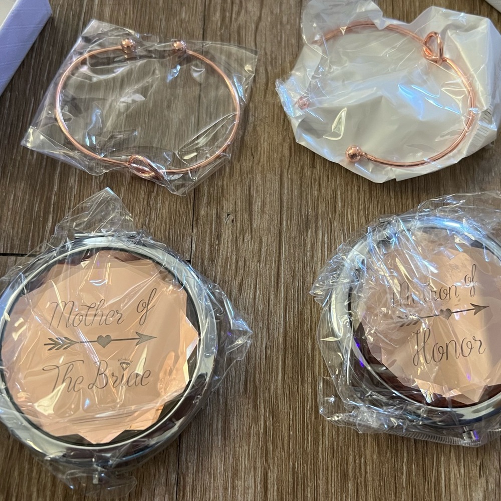 Matron Of Honor Mirror & Bracelet Gift Set NEW